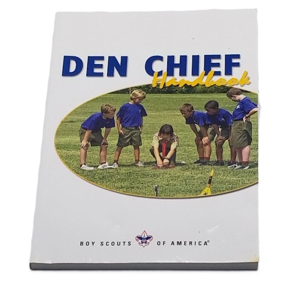Cub Scout Den Chief Handbook 2005 BSA Leader Guide Activities Games